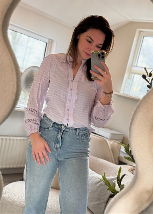 Ruffle blouse lila